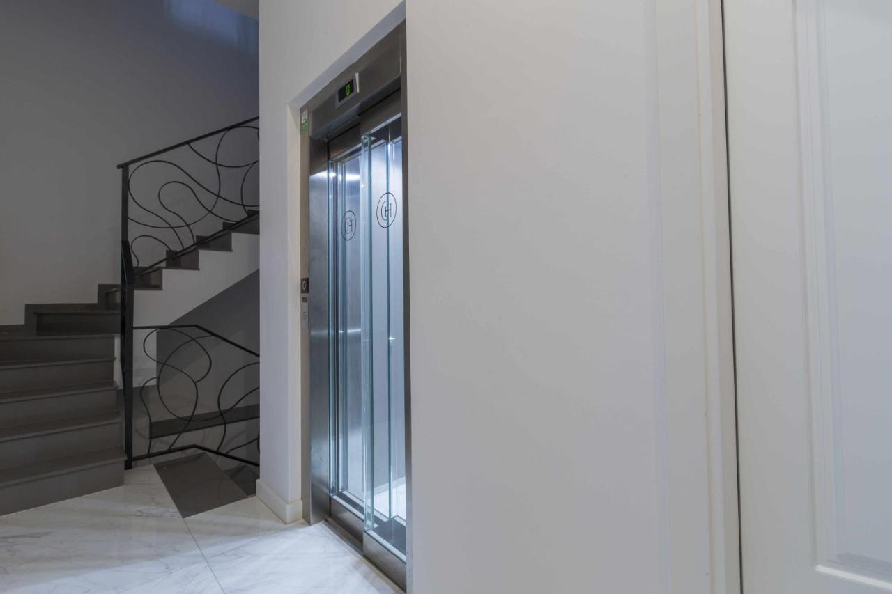 The Clock House Luxury Urban Suites Malaga Exterior photo