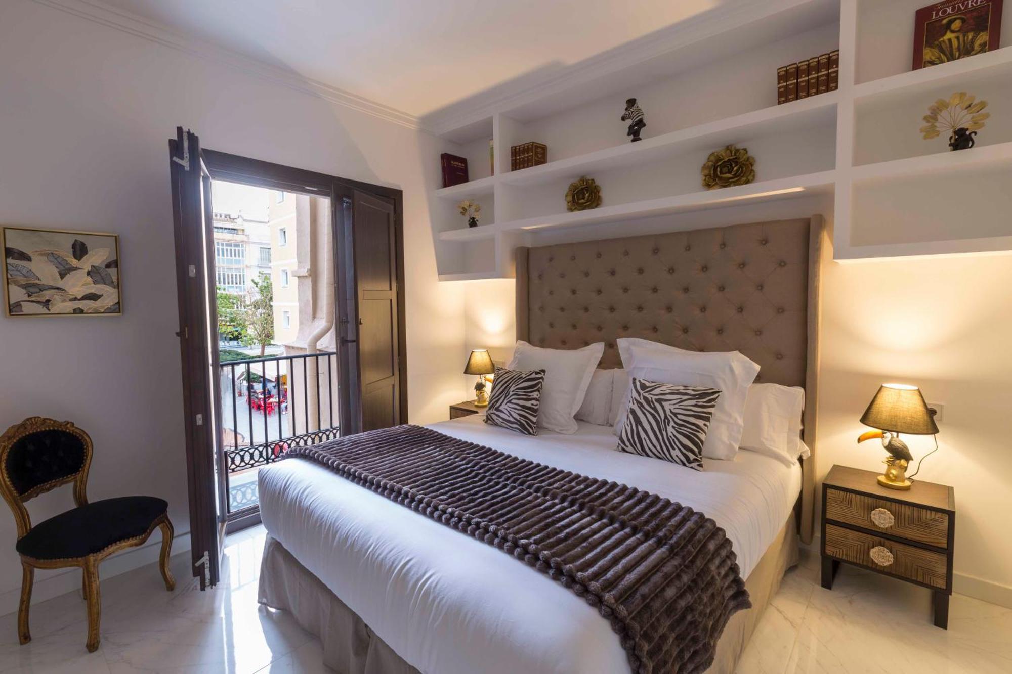 The Clock House Luxury Urban Suites Malaga Exterior photo